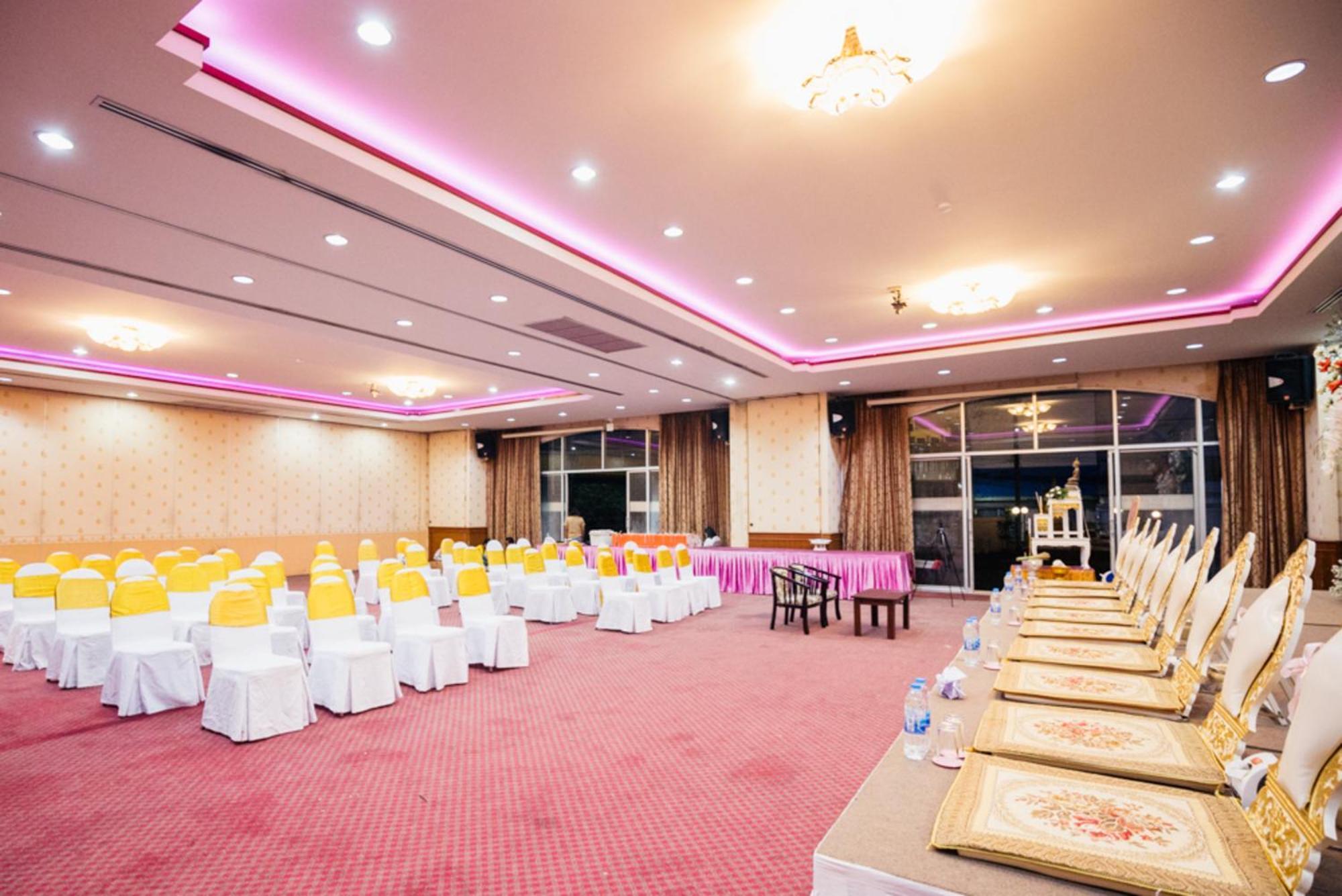 Chumphon Gardens Hotel Exterior foto