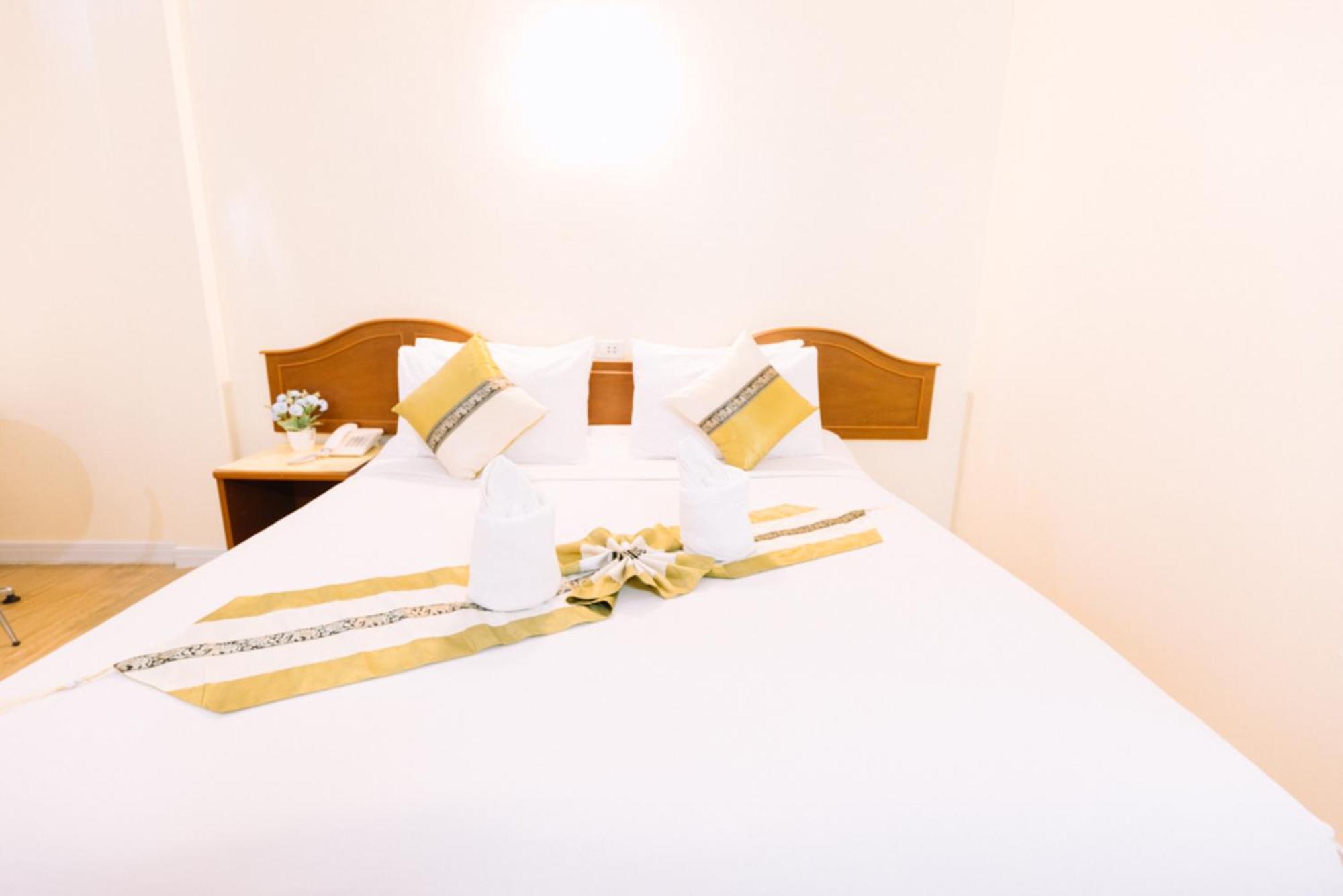 Chumphon Gardens Hotel Exterior foto